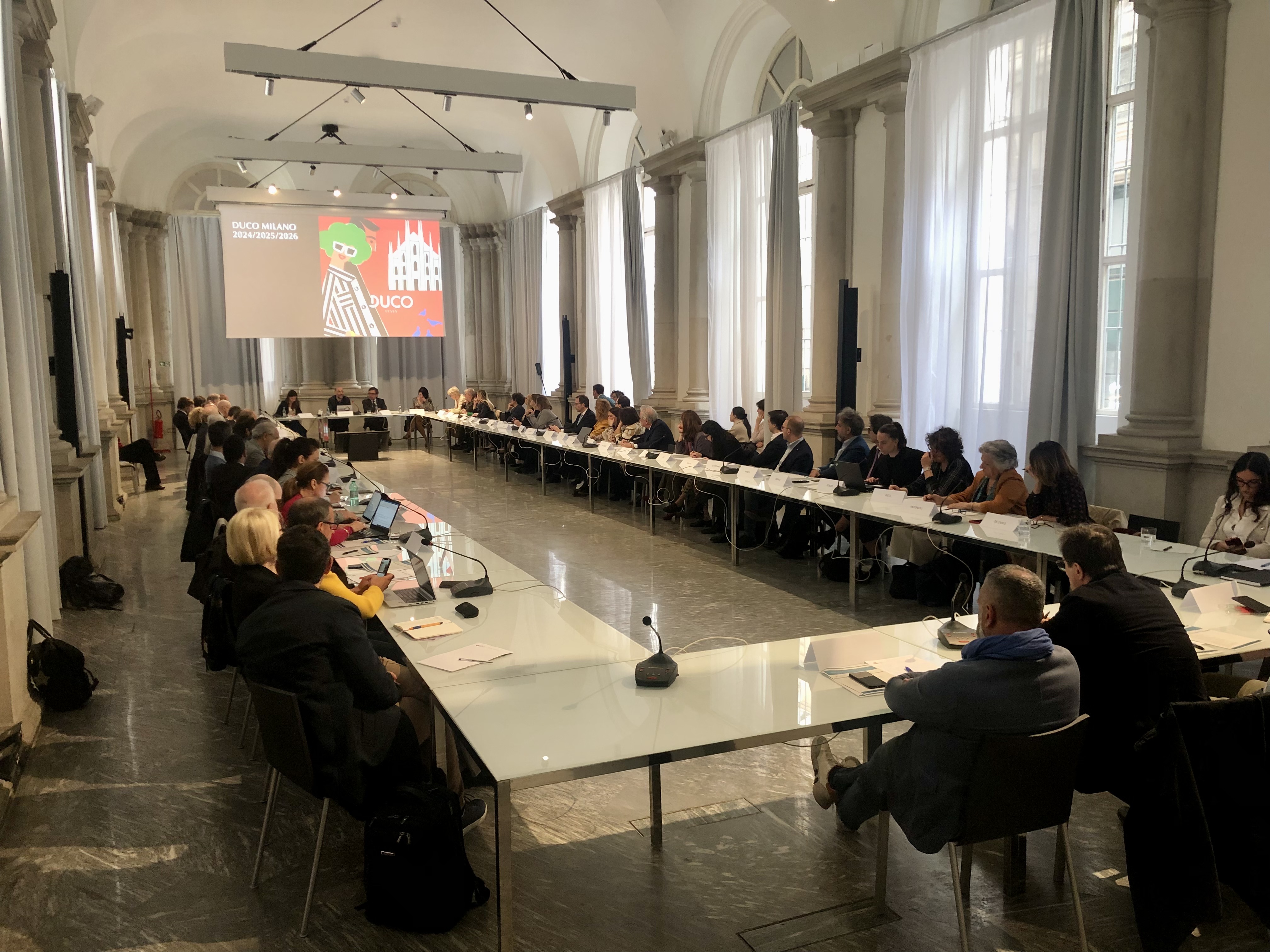 Sessione di lavoro Tavolo Turismo in Sala Colonne a Palazzo Giureconsulti