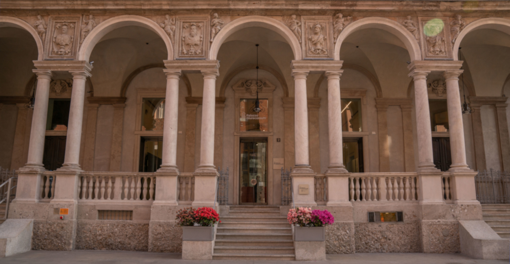Palazzo dei Giureconsulti — venue for hire in Milan